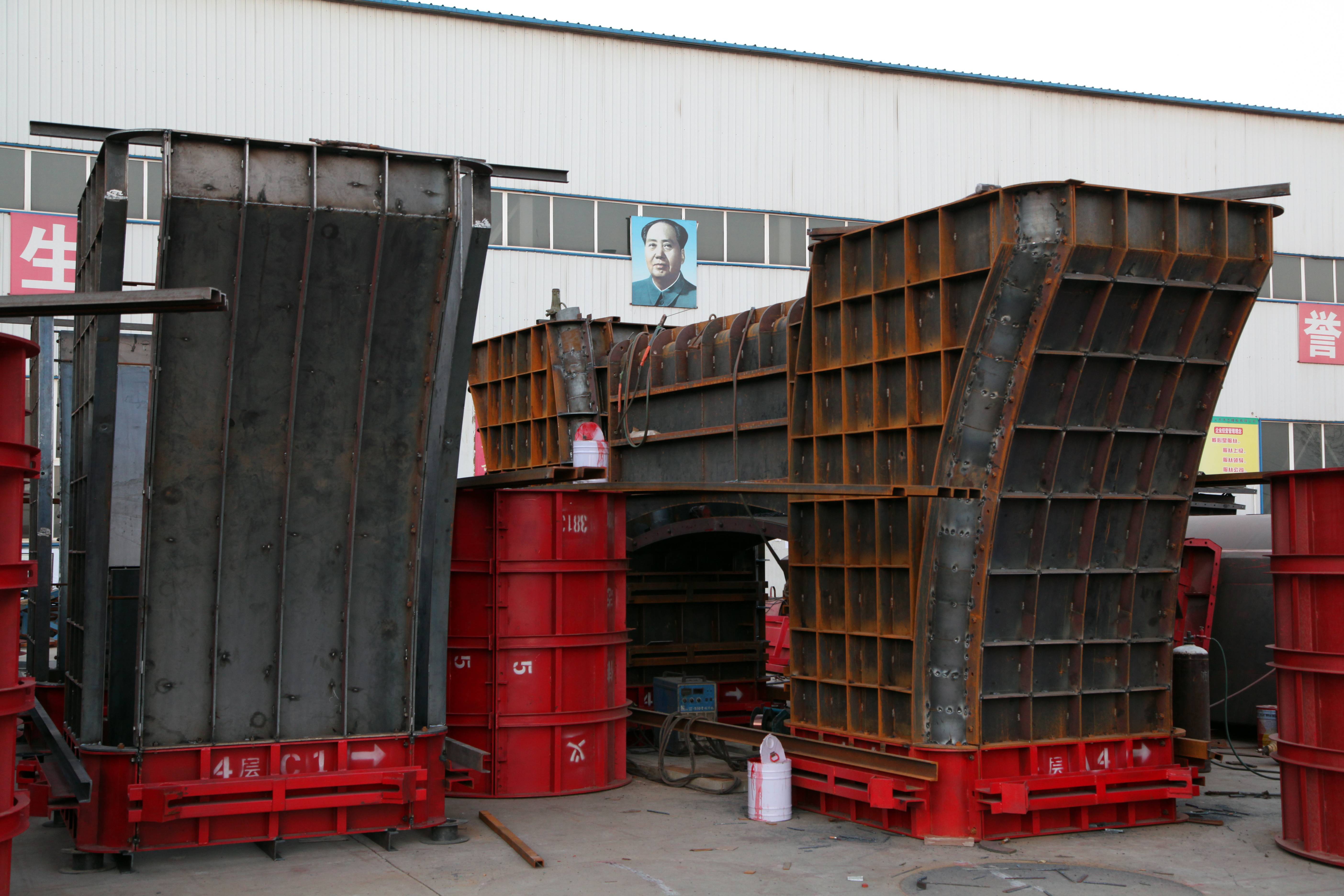 选墩柱钢模板就选伟志模板 选墩柱钢模板就选伟志模板