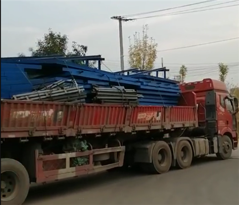 伟志模板生产的盖梁钢模板发往罗山项目部 伟志模板生产的盖梁钢模板发往罗山项目部