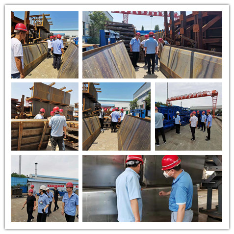 欢迎栾卢高速的客户到伟志模板参观护栏钢模板 欢迎栾卢高速的客户到伟志模板参观护栏钢模板