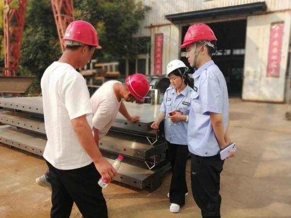 欢迎新老客户参观考察伟志钢模板 欢迎新老客户参观考察伟志钢模板